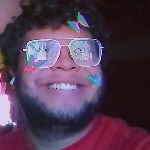 Meet your Posher, Devonte